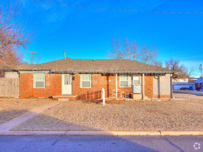 Building Photo - 900 Borum Pl Rental