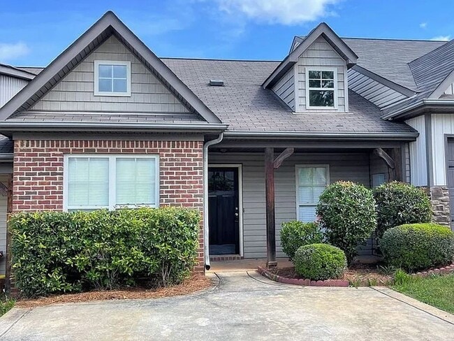 2 bed, 2 bath Townhome in Calera - 2 bed, 2 bath Townhome in Calera