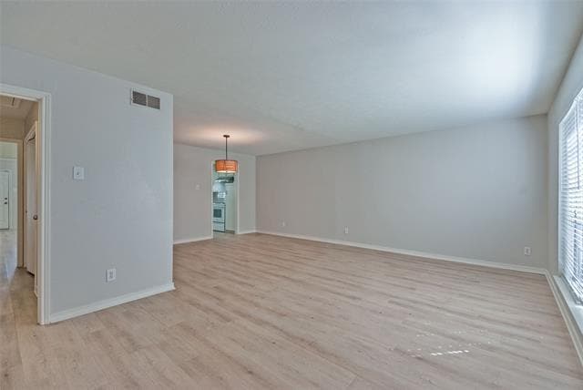 Photo - 10679 Sandpiper Ln