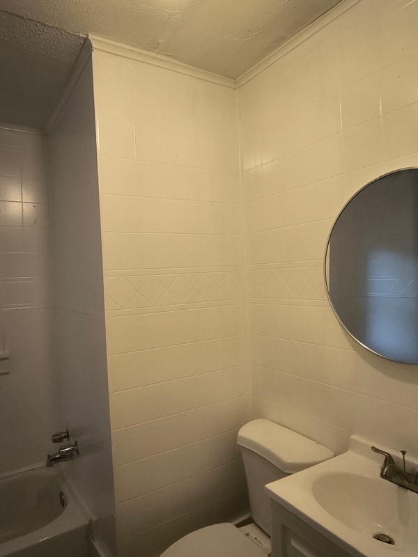 Photo - 920 Randall St Unidad 22