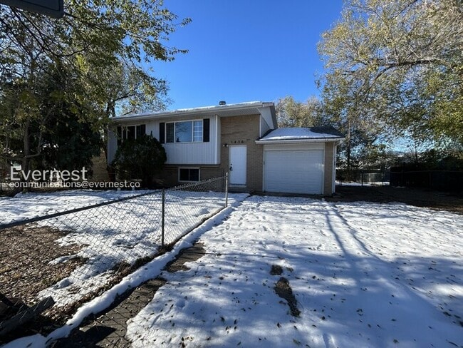 Building Photo - 1456 Bonita Dr