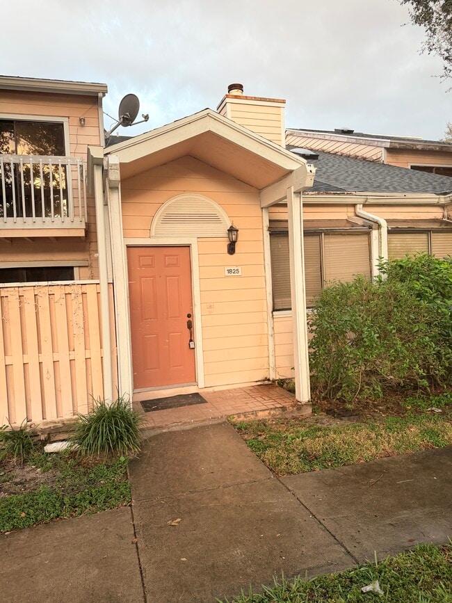 Photo - 1825 Adventure Pl