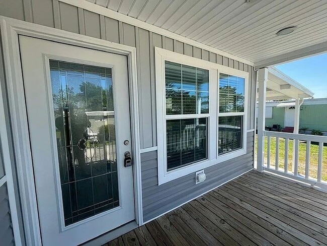 Photo - 608 Elephant Way