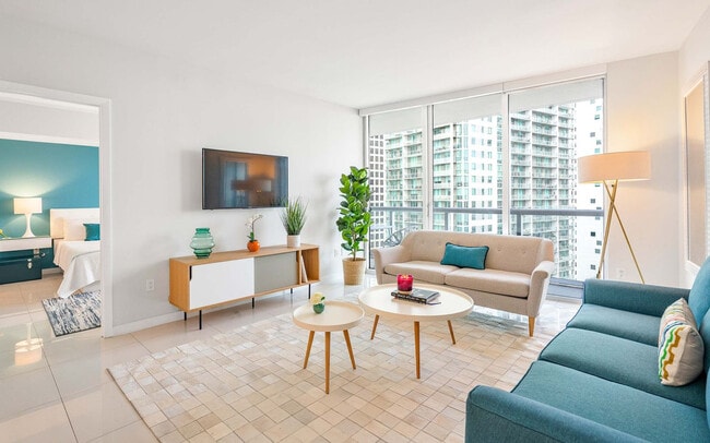 Building Photo - 485 Brickell Ave Unit ID1240518P