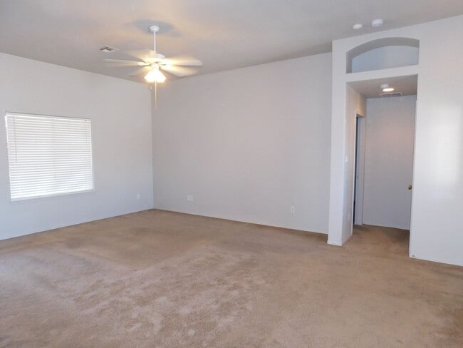 Photo - 3 BED 2 BATH IN YUMA EAST!