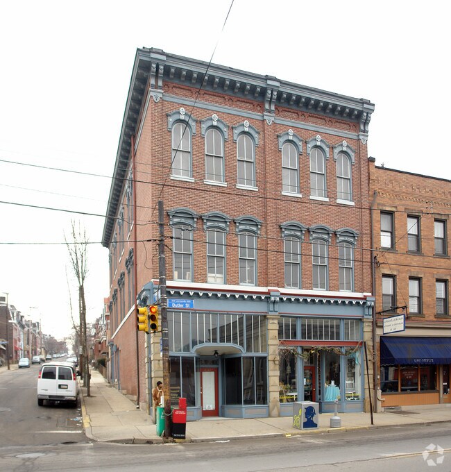 Photo - 4108-4110 Butler St