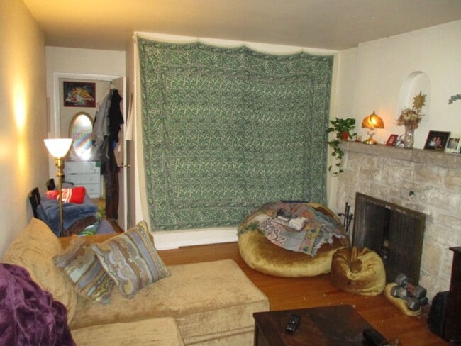 152 E Gorham St Unit #1