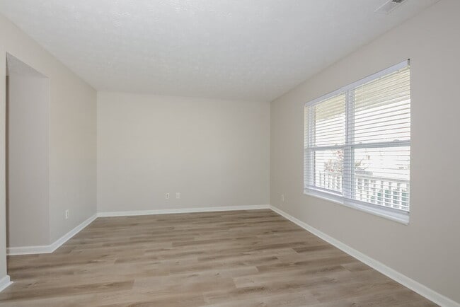 Photo - 5925 Copeland Mills Dr