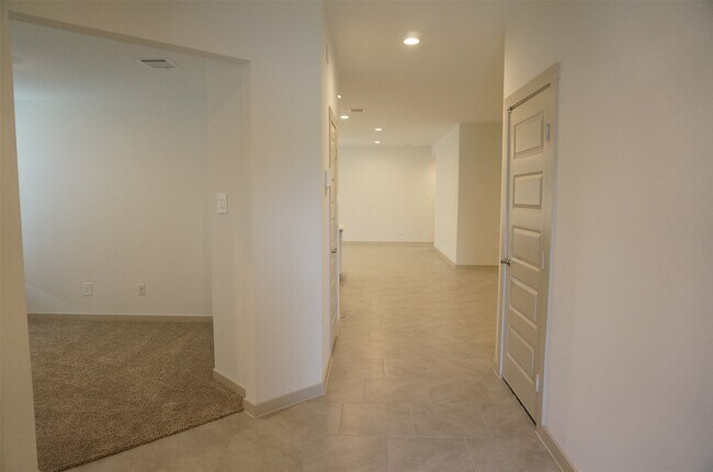 Photo - 3966 Canyon Shore Ln