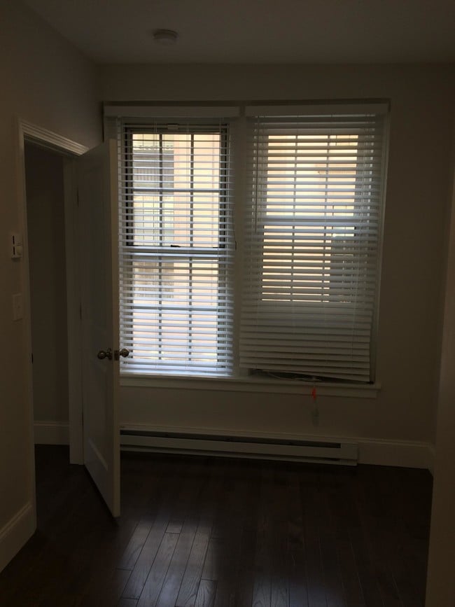 Photo - 24 Clearway St Unit 7