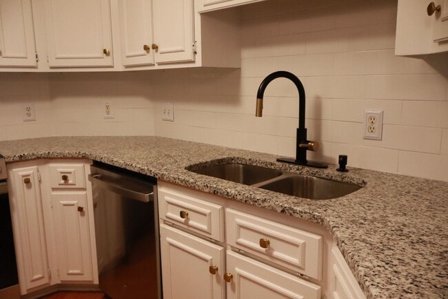 Photo - 3706 Trace Dr