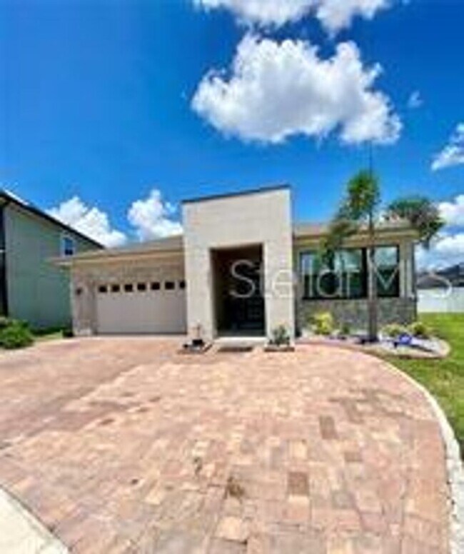 Photo - Stunning 4 bedrooms 3 bathroom home in sought after gated community!