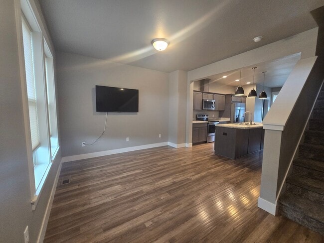 Photo - 2 bedroom 2.5 Bathroom Townhome