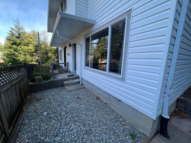 Building Photo - 3973 Trillium Ln Unit *