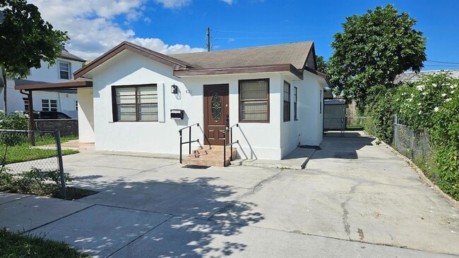 Photo - 421 Ardmore Rd