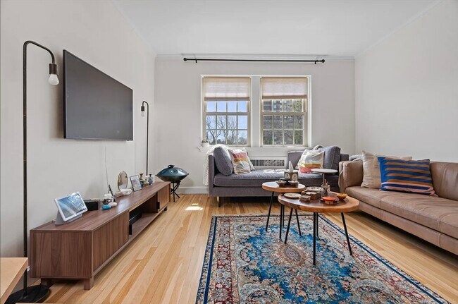 Photo - 1496 Beacon St Unit 6