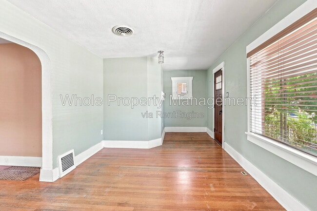 Photo - 3044 W Clyde Pl