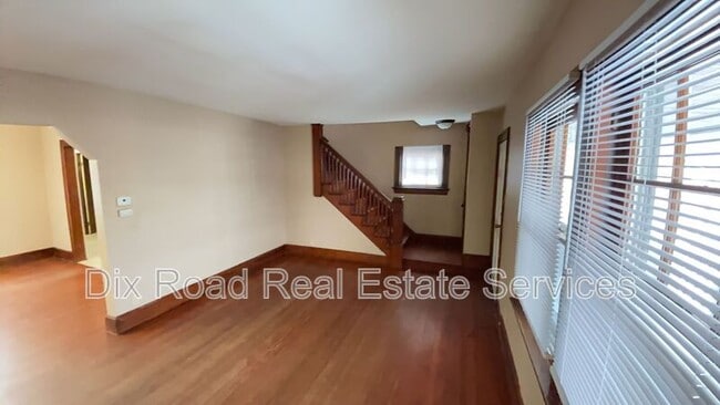 Photo - 703 N D St