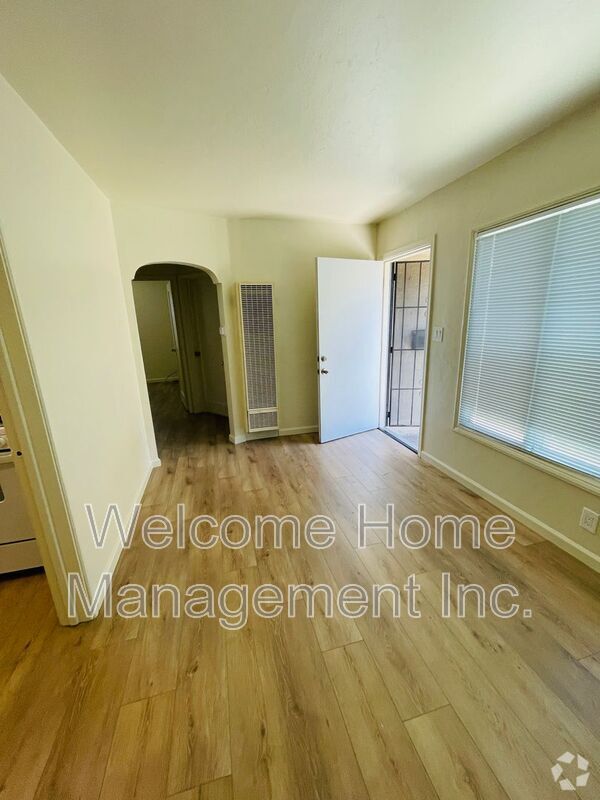 Building Photo - 15776 E 14th St Rental