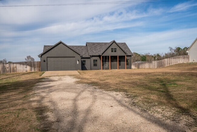 Photo - STUNNING modern farmhouse built in 2022 on 1 acre just outside the city limits of Tyler!