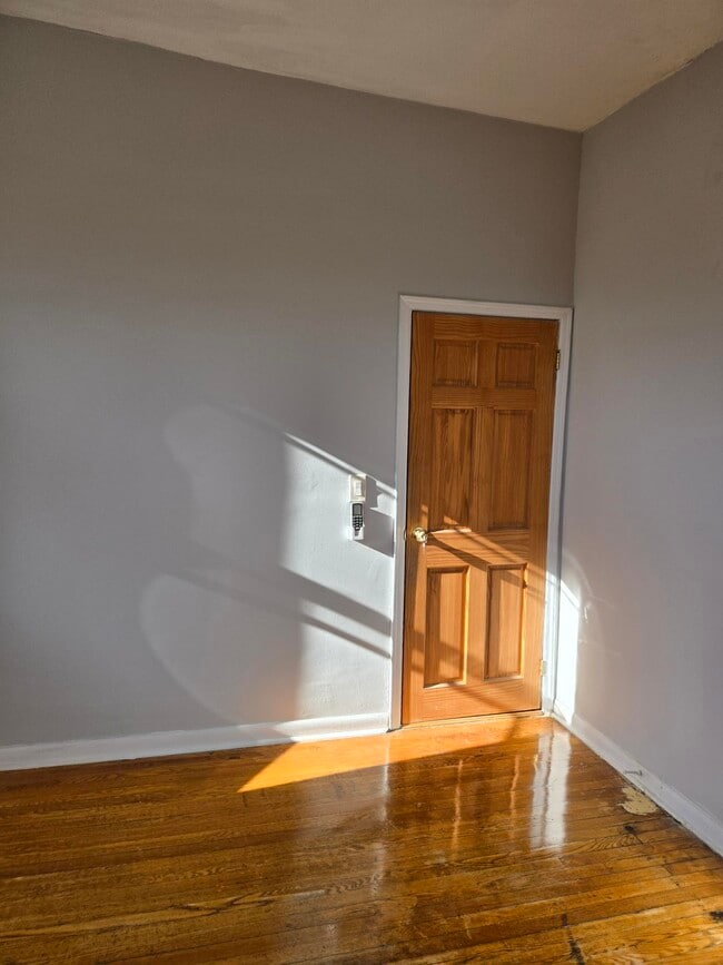 Photo - 558 S 7th Ave Unit 4 bed apartment