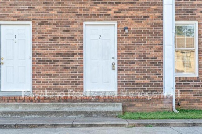 Photo - 279 Northridge Dr