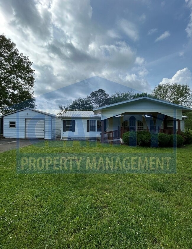 Three bedroom, single level home in Old Fo... - Three bedroom, single level home in Old Fo...
