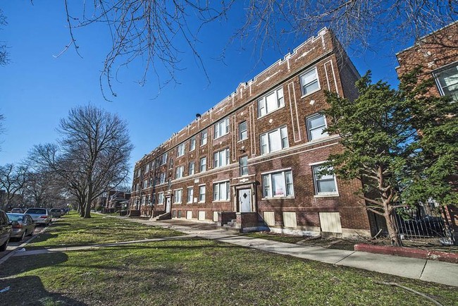 Building Photo - 7120-32 S Wabash Rental