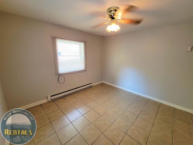 Photo - 1489 Brown's Chapel Rd Unit 4