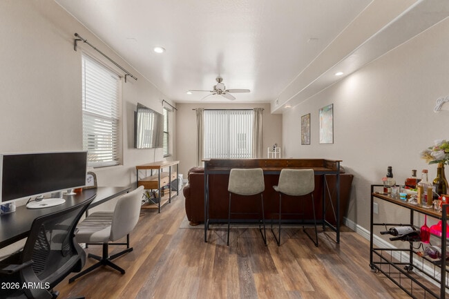 Photo - 610 E Roosevelt St