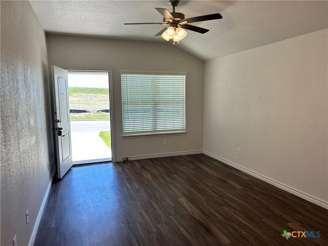 Photo - 114 Dolphin Dr