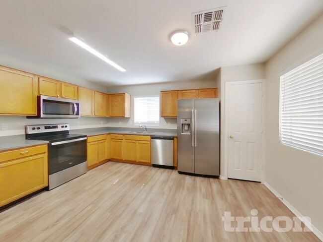 Photo - 2170 W Silver Creek Ln