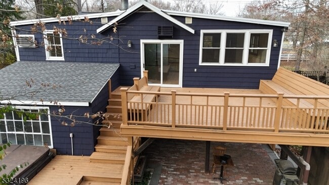 Photo - 1387 Valley Rd