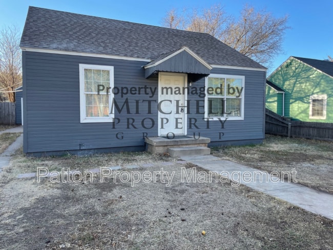 Building Photo - 1209 SW 20th Ave