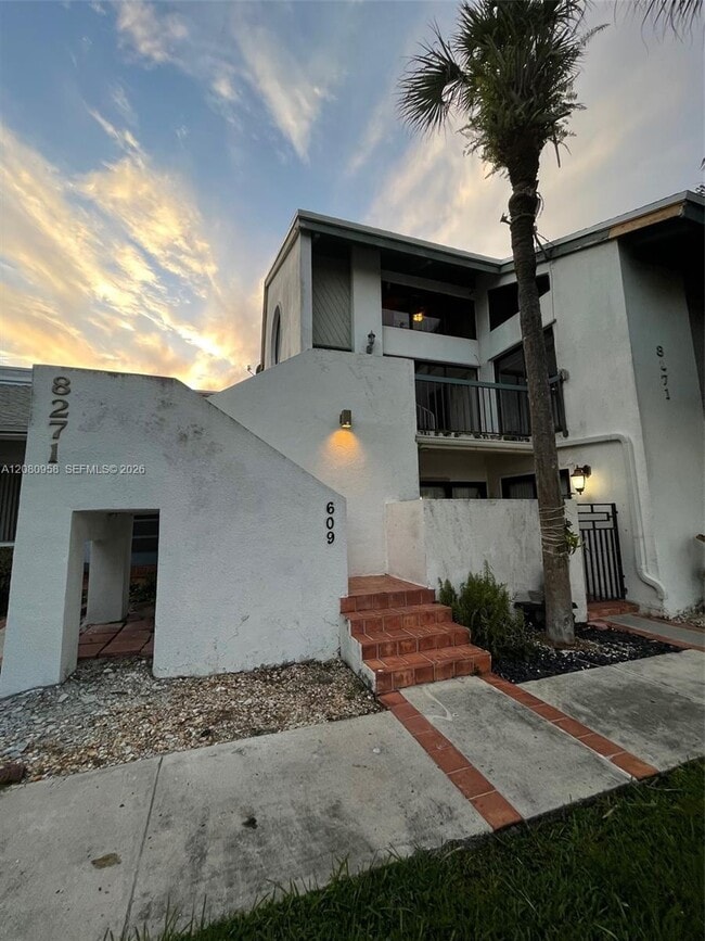 Building Photo - 8271 SW 157th Ave Unit 609