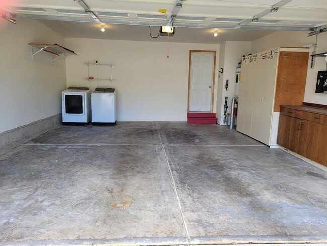 Photo - Suburban Serenity Nestled in the Heart of Lake Stevens