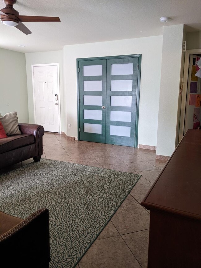 Photo - 1070 E Appaloosa Rd