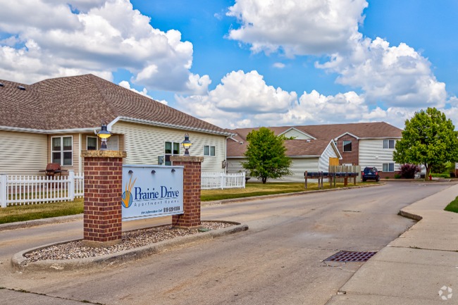 Building Photo - 1433 Prairie Dr Rental