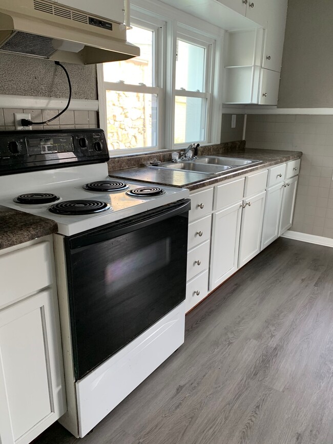 Photo - New Remodel Cute Home with Yard