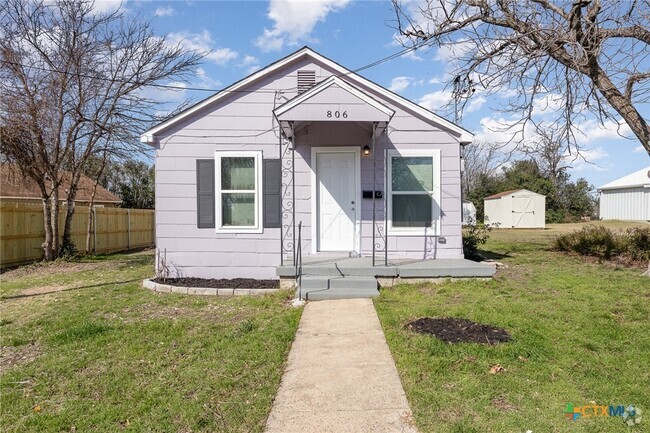 Building Photo - 806 S 22nd St Rental