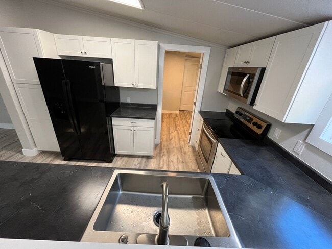 Photo - Cute 3 bed, 2 bath home