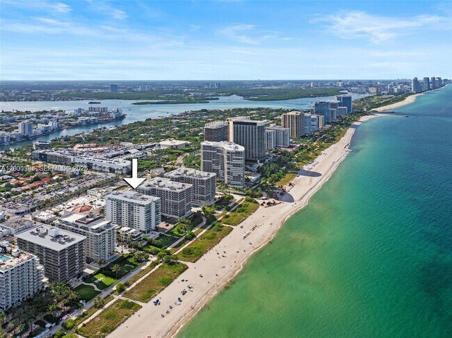 Building Photo - 9511 Collins Ave Unit 811