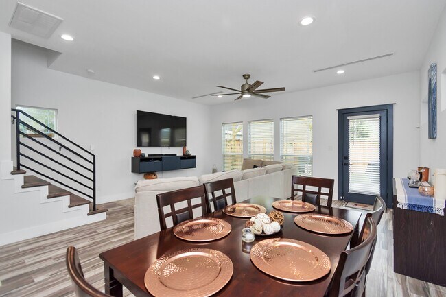 Photo - 4209 New Orleans St