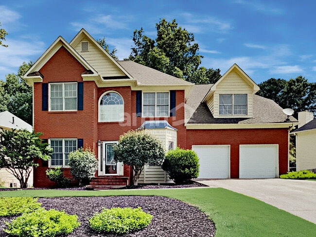 Building Photo - 3305 Maple Terrace Dr