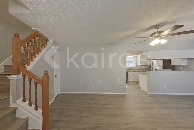 Photo - 2146 Woodnote Ln