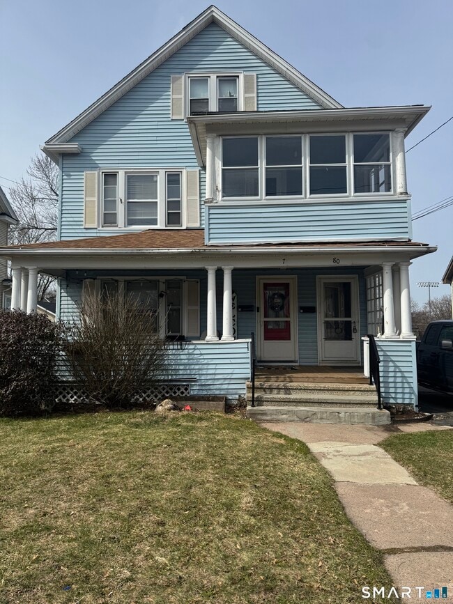 Building Photo - 78-80 Benton St Unit 2nd floor