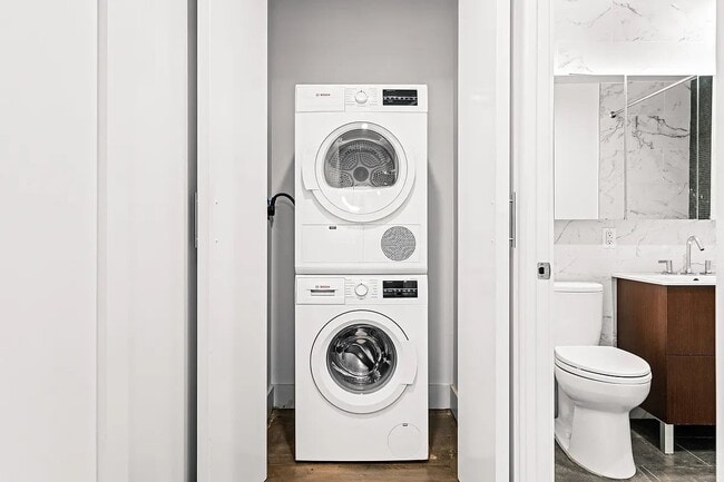 Photo - 155 Attorney St Unit 3D