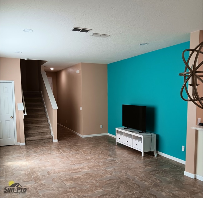 Photo - 601 Mount Olympus Blvd