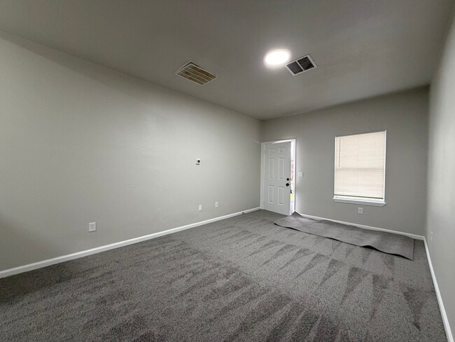 Photo - 3710 Holmes Rd