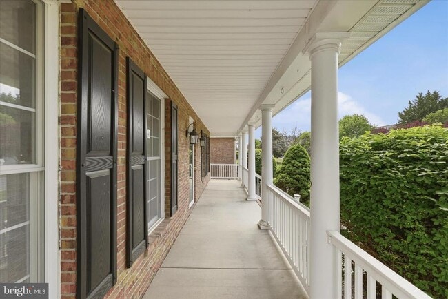 Photo - 102 Bramble Ct